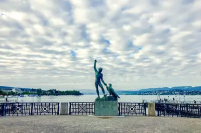 Montreux photo tour: Freddie Mercury Statue & Chillon Castle