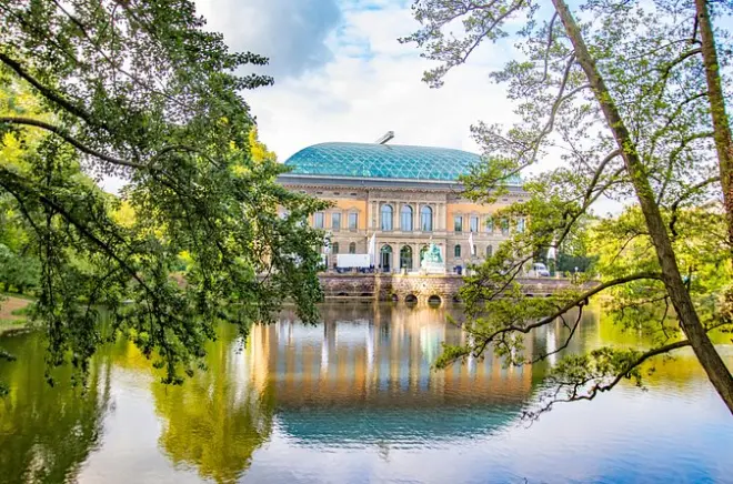 Düsseldorf Fototour mit lokalem Guide: 90 Minuten