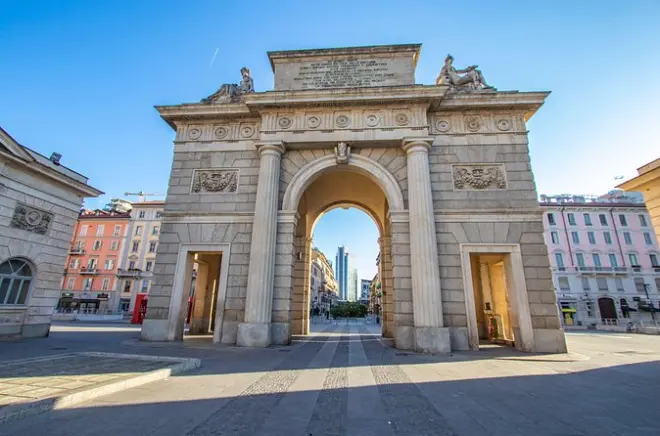 Milan walking tour: Galleria, Cathedral & hidden gems