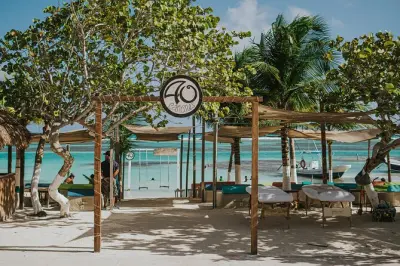 Costa Maya Strandtag mit Essen & Open Bar im Pez Quadro