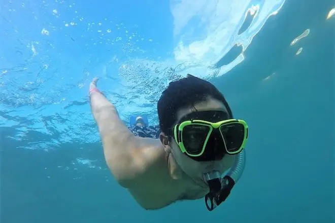 Snorkeling à Acapulco en petit groupe avec déjeuner et plage