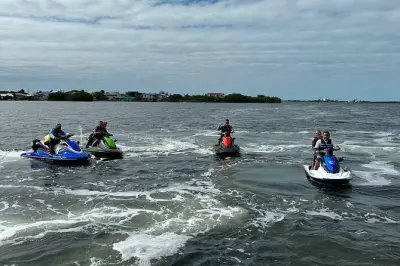 Aluguel de jet ski para Caye Caulker: Passeio de 4 horas pela ilha