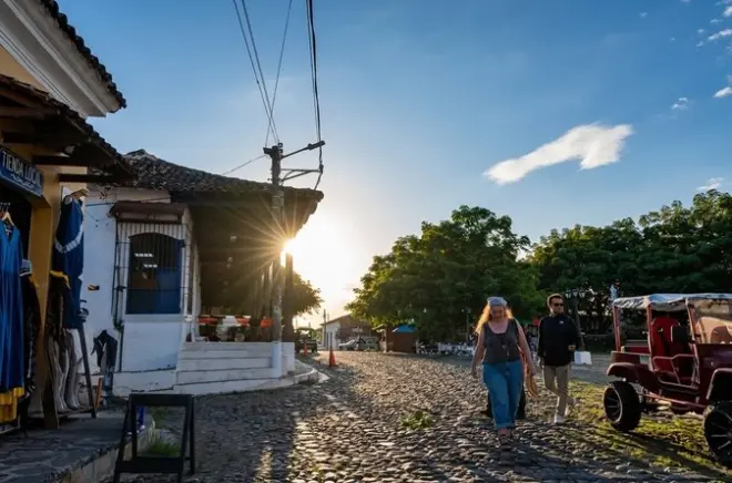 El Salvador Rum, Ruins & Suchitoto: Private Day Tour