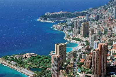 Èze, Monaco & Cannes: French Riviera guided tour from Nice