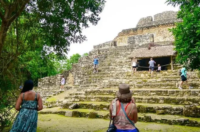 Ruinas mayas de Chacchoben y laguna de Bacalar desde Costa Maya