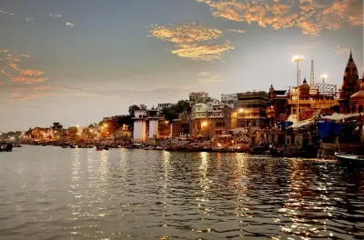 Varanasi pèlerinage : Visite du temple et cérémonie Aarti au ghat