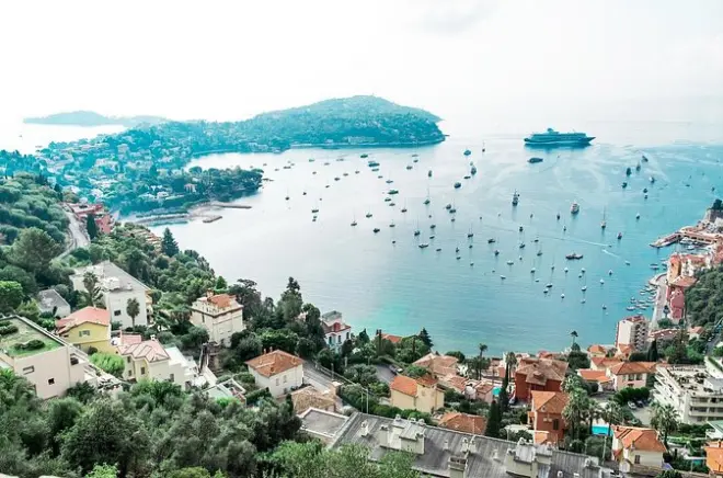 Transfert privé Monaco Nice avec chauffeur anglophone