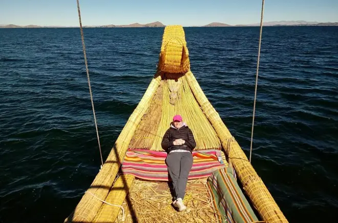 Lago Titicaca en balsas de totora y la leyenda de Paulino Esteban