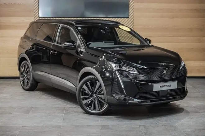 Transfert privé SUV de Deshaies à l’aéroport de Pointe-à-Pitre