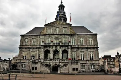 Maastricht à pied : Ville médiévale et histoire de l’Union européenne