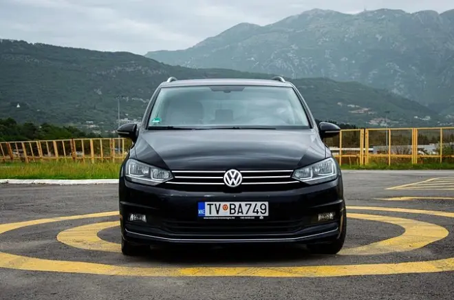 Traslado privado de Budva a Dubrovnik: Servicio puerta a puerta