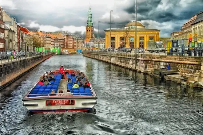 Transfert privé Malmö-Copenhague : Chauffeur anglophone