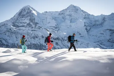 Snowshoe hike Interlaken: 4-hour Swiss Alps adventure