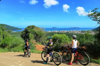 VTT à Florianópolis : Dunes, plages et vues sur les îles
