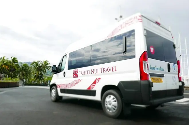Privater Transfer zum Flughafen Papeete ab Hotel oder Kreuzfahrthafen