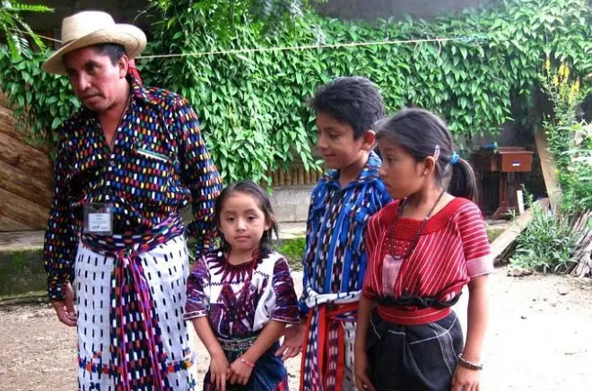 Lake Atitlan Maya Villages Tour: Weaving Cooperatives