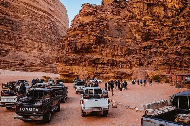 Private Transfer Wadi Rum to Aqaba Airport: 1.5-hour ride