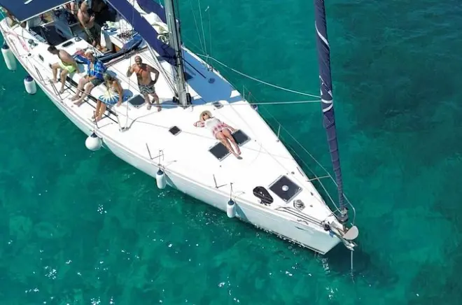 Crucero privado de día completo en velero de Kavala a Thassos