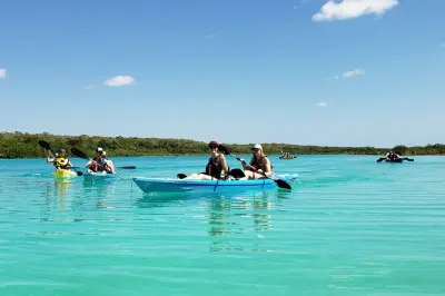 Laguna de Bacalar y ruinas mayas de Chacchoben desde Costa Maya