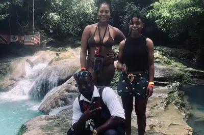 Blue Hole Secret Falls e Dunn's River Falls: Nuota e tuffati