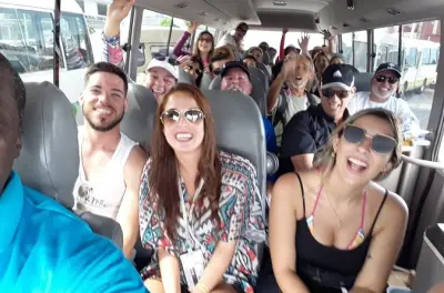 Hell e Crystal Cave a Grand Cayman con tour privato