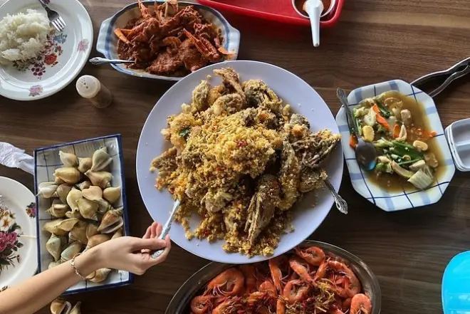 Tour de dia inteiro em Batam: Templo, ponte e massagem tradicional