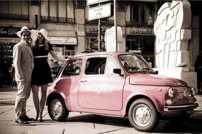 Recorre milán en un fiat 500 vintage, descubre brera, el castillo sforzesco y el duomo con un guía local. tour privado, comentarios en vivo y salidas flexibles.