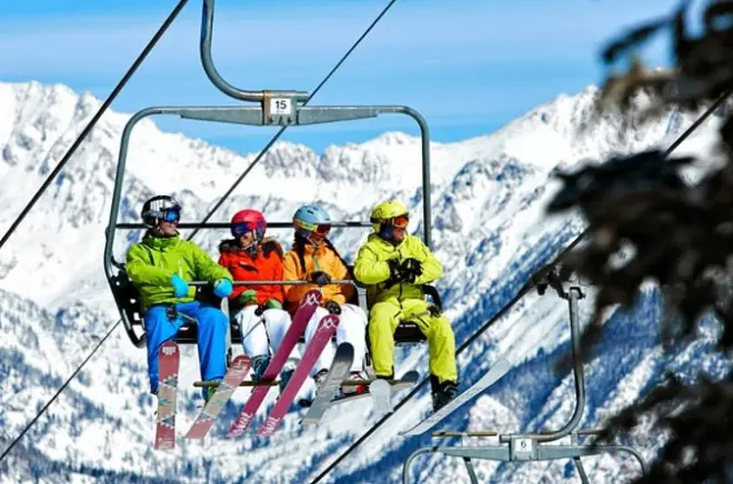 Aluguel de esqui em Banff com entrega no hotel: Evite filas