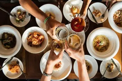 Private Food Tour Hamburg: Tastings Tailored to Your Interests