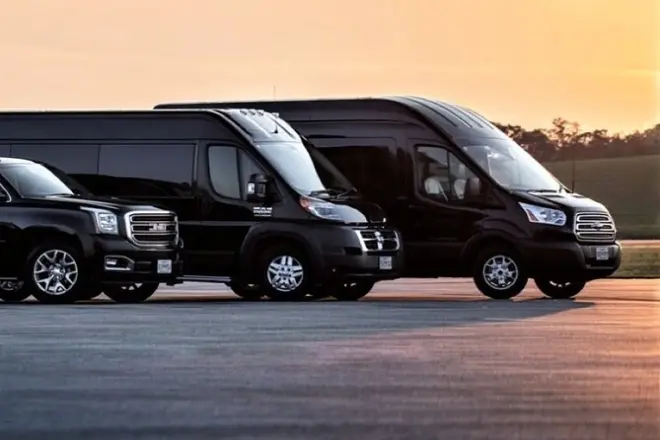 Group Shuttle Galveston to Houston: Up to 14 Passengers