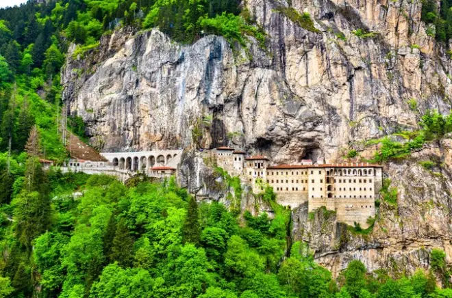 Sumela Monastery tour from Trabzon: Zigana Pass and Hamsikoy