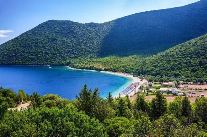 Cefalonia privata mezza giornata: Lago Melissani e spiaggia Antisamos
