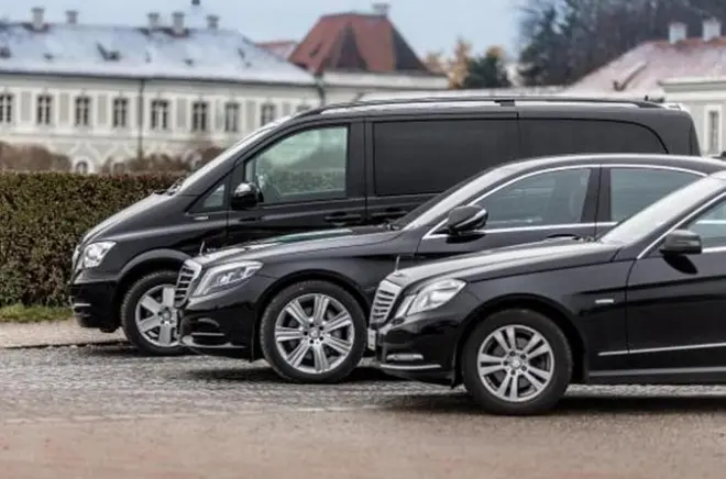 Private Transfer Positano to Rome: Door-to-Door Service