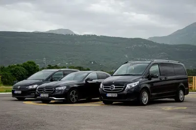 Traslado privado de Budva al aeropuerto de Dubrovnik por ferry