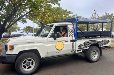 Tahiti Safari Private Tour: Island crossing in 4x4