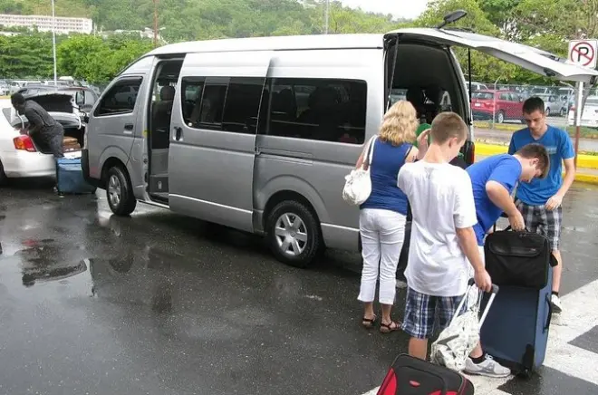 Montego Bay Airport to Grand Palladium: Private Transfer