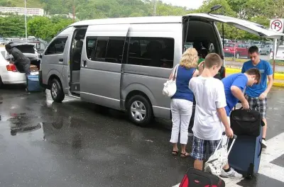 Montego Bay Flughafen zum Grand Palladium: Privater Transfer