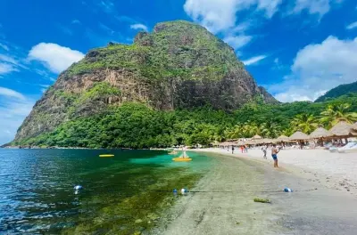 Gita a Pigeon Island Beach da Castries: Viste panoramiche e nuoto