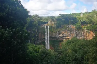 Mauritius Südwesten Tour: Trou aux Cerfs & Siebenfarbige Erde