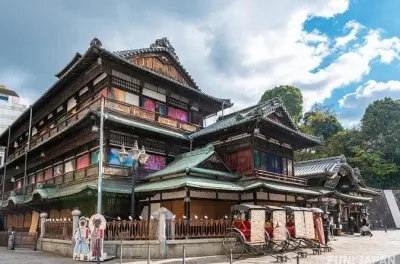 Individuelle Halbtagestour durch Matsuyama mit lizenziertem Guide
