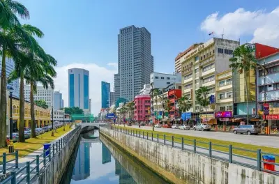 Traslado privado de Johor Bahru al muelle de Mersing