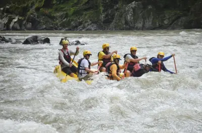 Pacuare River Rafting: 30 km Class III-IV Whitewater
