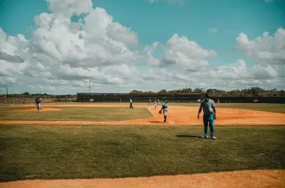 Baseball tour in Curacao: MLB stars and island history