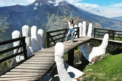 Mirante Mãos de Deus perto de Baños com as melhores vistas da cidade