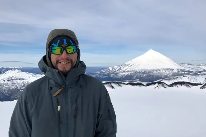 Ascenso de 16 km al volcán Quetrupillán cerca de Pucón