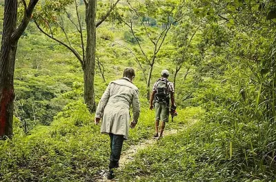 Caminhada em Heeloya saindo de Kandy com banho em cachoeira