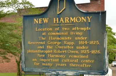 Passeggiata a New Harmony con storie di fantasmi da scoprire