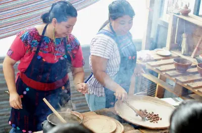 Mayan Chocolate Making Class in Antigua, Guatemala: Roast & Grind Cacao