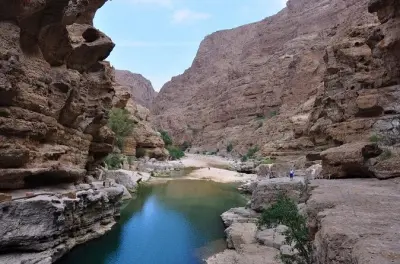 Wadi Sahtan Tagesausflug ab Muscat: 4WD zum Chest of Oman