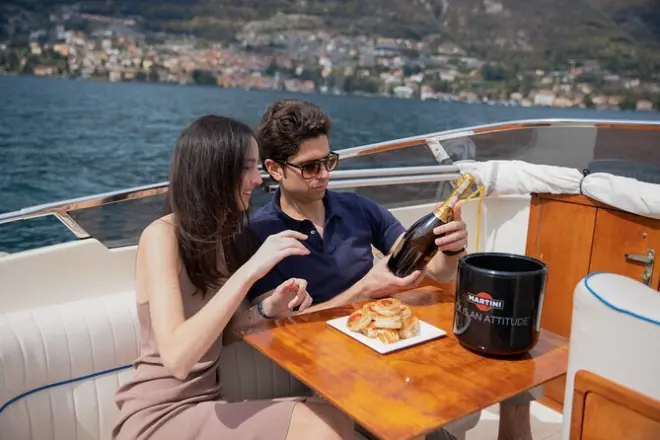 Private boat tour Lake Como: Villas and mountain views